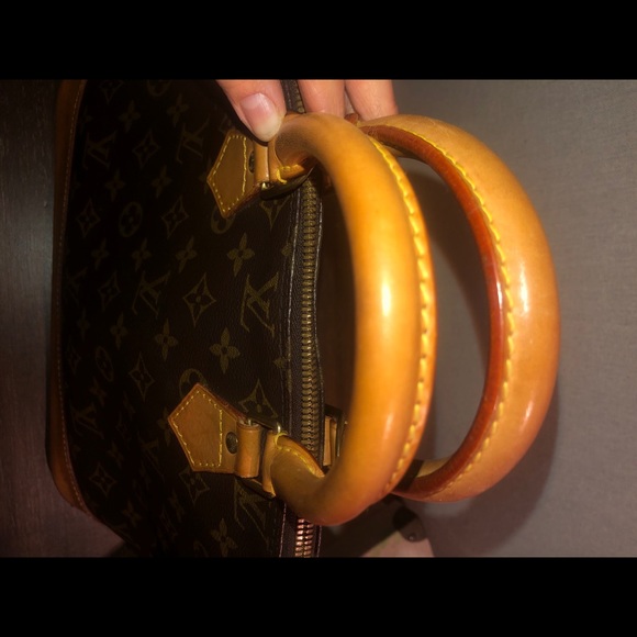 SOLD Louis Vuitton Alma pm - Picture 4 of 12